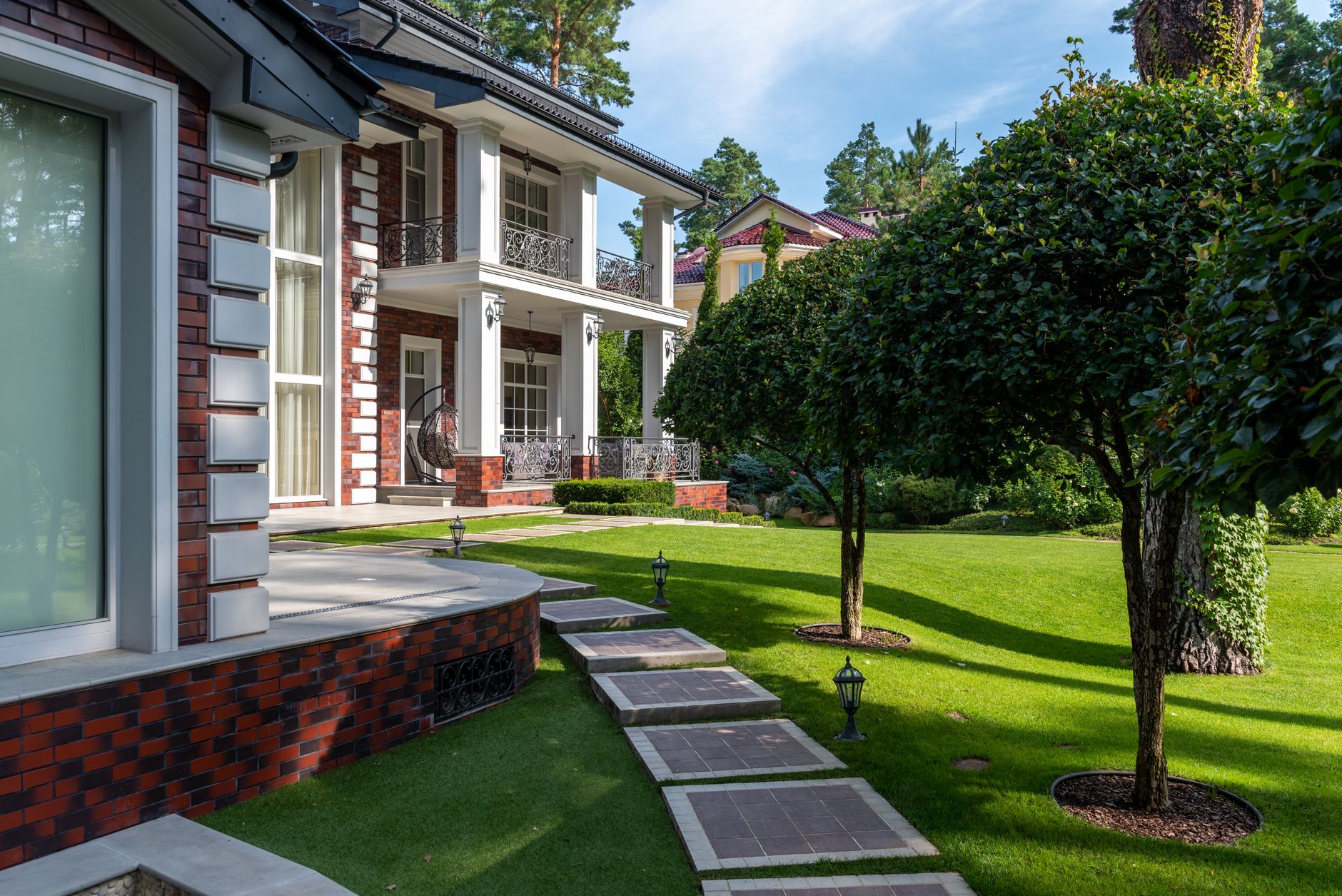Full Yard Redesign – Lytle